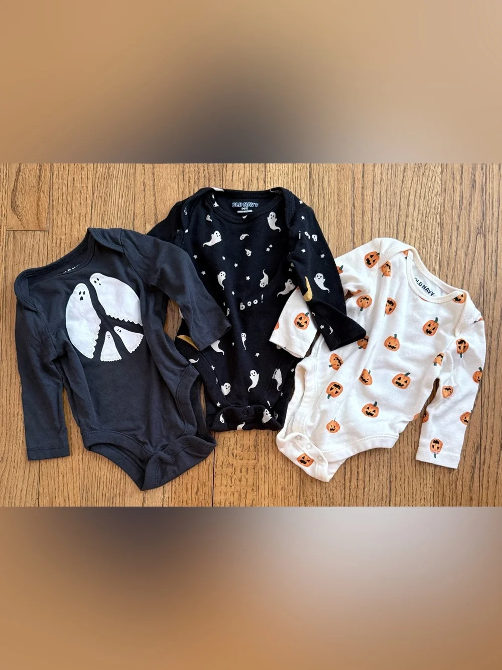 Old Navy ~ Halloween Onesie Bundle 0-3 months